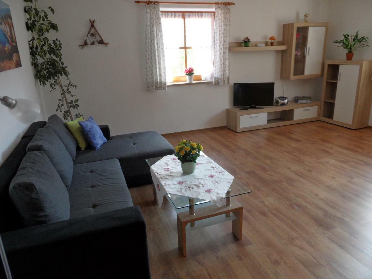 אוברוייטה Ferienwohnung Engelhardt מראה חיצוני תמונה